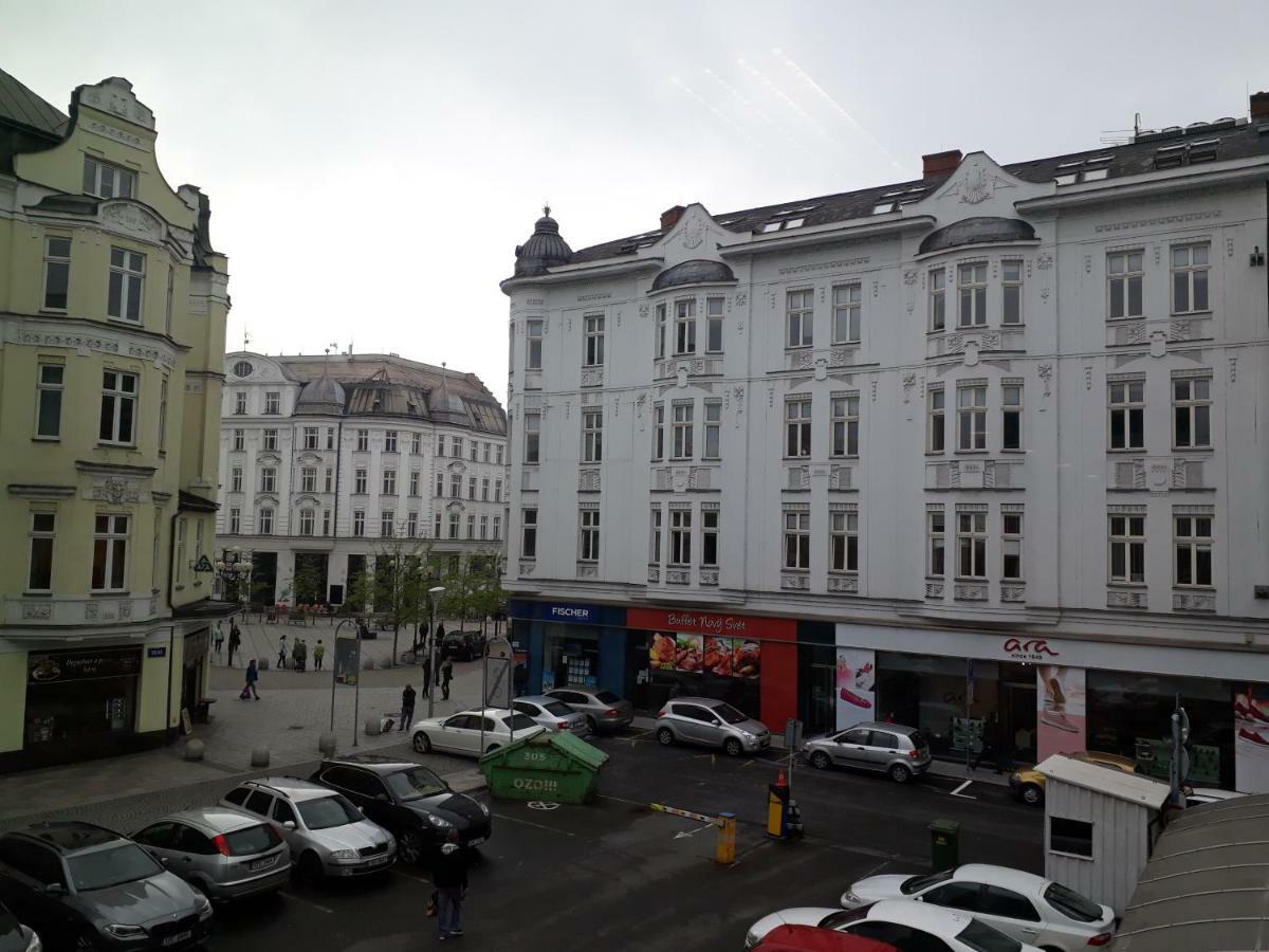 Appartamento Ama Ubytovani Ostrava Esterno foto